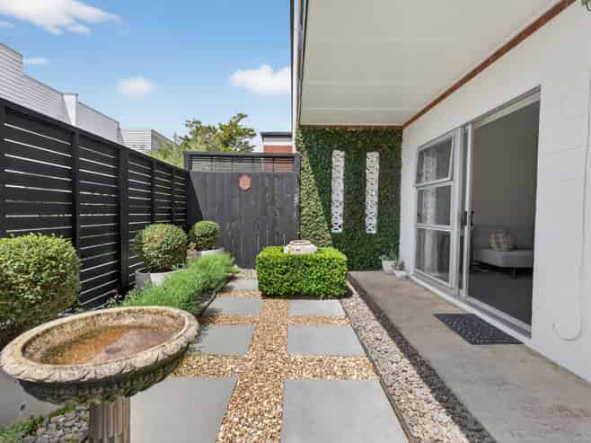 3/8 Wolsley Avenue, Milford