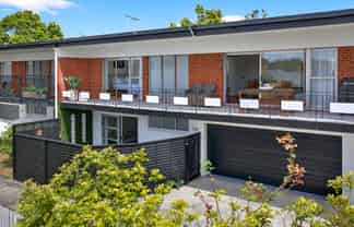 3/8 Wolsley Avenue, Milford