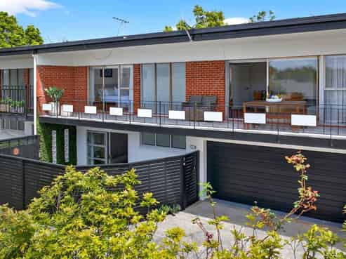 3/8 Wolsley Avenue, Milford