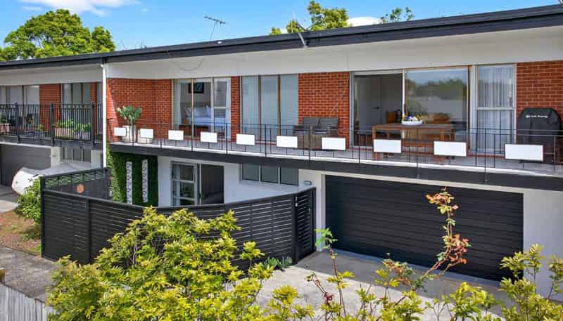 3/8 Wolsley Avenue, Milford