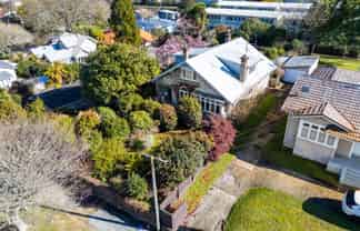 17 Te Aroha Street, Hamilton East