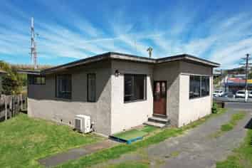 96 South Road, THE GLEN