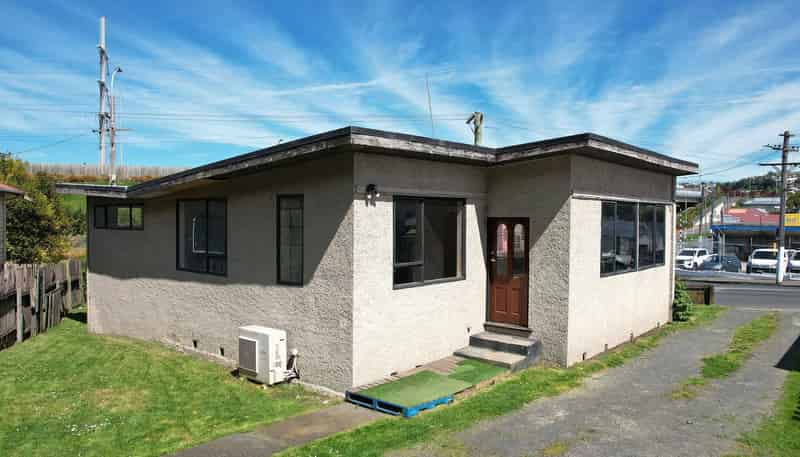 96 South Road, THE GLEN