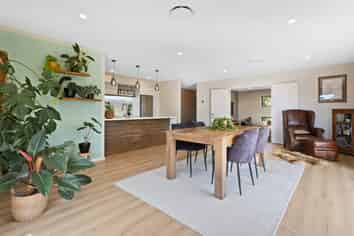 74 Parsonage Road, Woodend