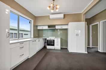 68 Conway Road, Eltham