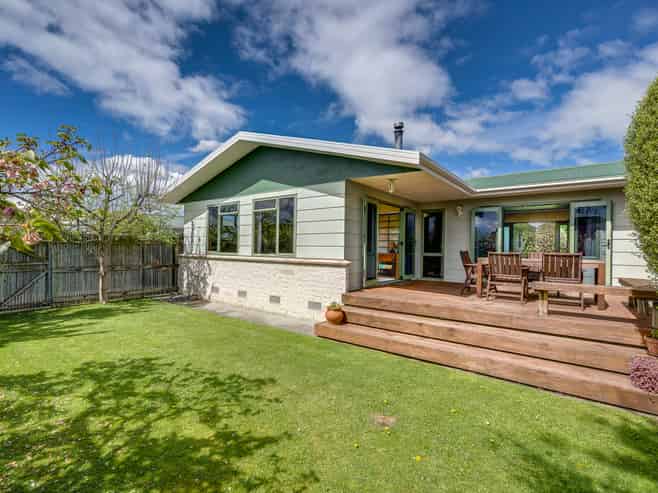 15 Southwark Avenue, Tamatea
