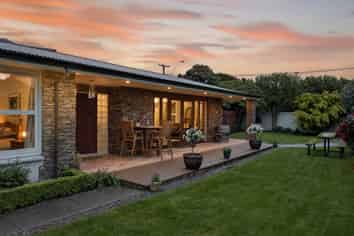 194 Racecourse Road, Sockburn