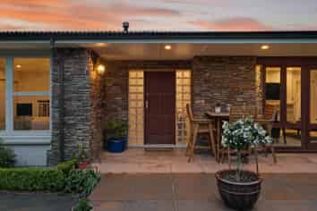 194 Racecourse Road, Sockburn