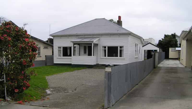 171 Ferguson Street, West End