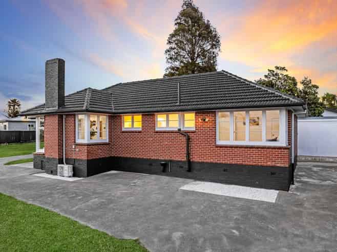 167 Te Atatu Road, Te Atatu South