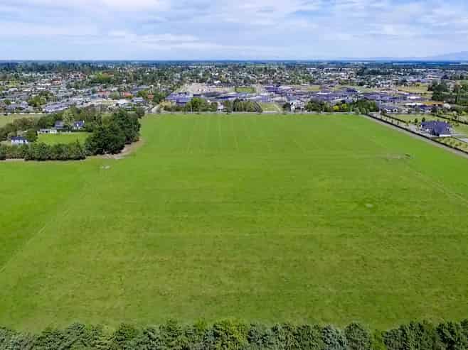 108 Racecourse Road, Allenton