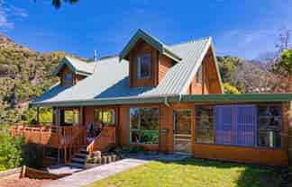 6 Valley Road, Kaikoura