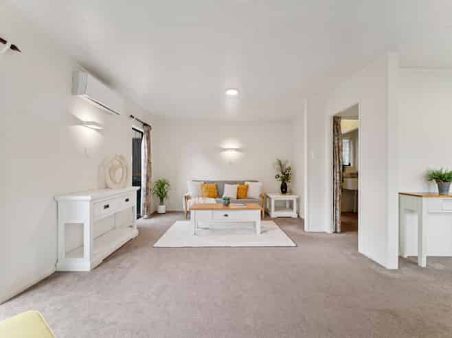 244B Sunset Road, Sunnybrook