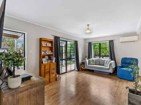 87A Luanda Drive, Ranui