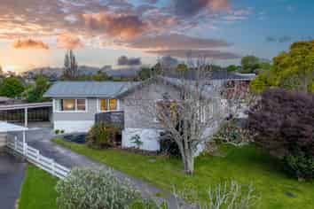 45 Blakeborough Drive, Forrest Hill