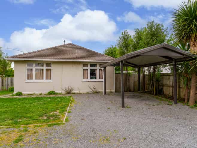 286 Cranford Street, Saint Albans