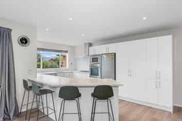 8 William Brittan Avenue, Halswell