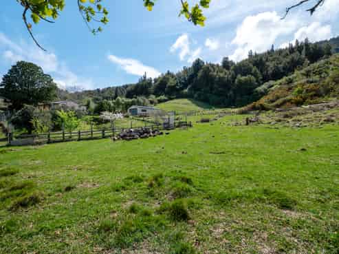 357A Clayton Road, Pukehangi