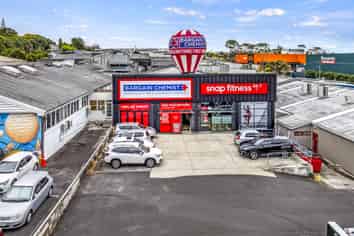 Wairau Valley Road front 453sqm retail for lease