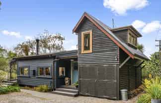 17 Moana Street, Aramoana