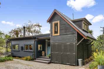 17 Moana Street, Aramoana