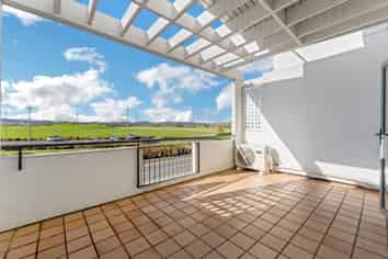 14/150 Chapel Road, Flat Bush