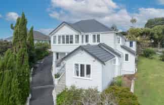 14 Dally Terrace, Three Kings