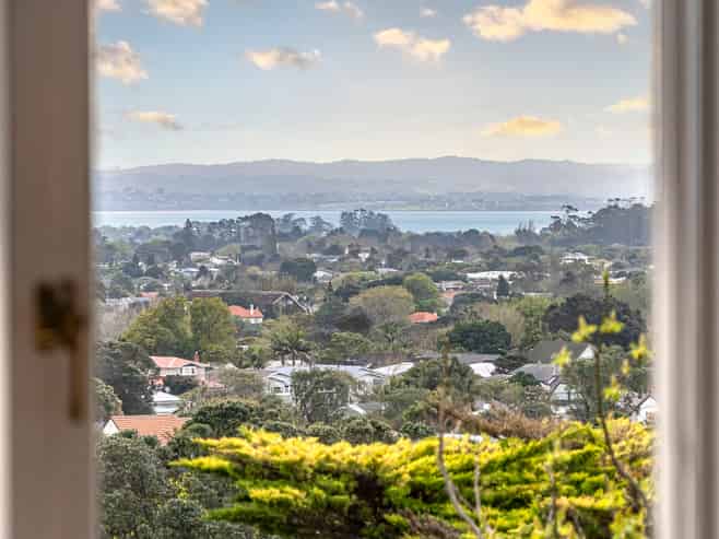 14 Dally Terrace, Three Kings