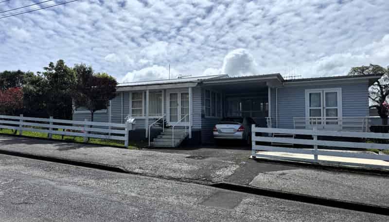 2 Signal Street, Marton