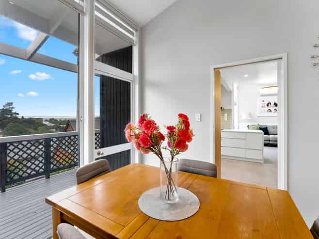 1/57A Woodlands Crescent, Browns Bay