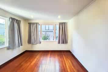 22 Bollard Avenue, Mount Albert