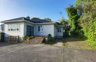 22 Bollard Avenue, Mount Albert