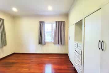 22 Bollard Avenue, Mount Albert