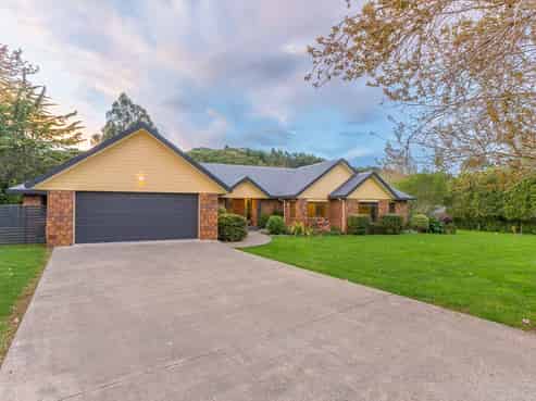 100 Maui Pomare Road, Paraparaumu