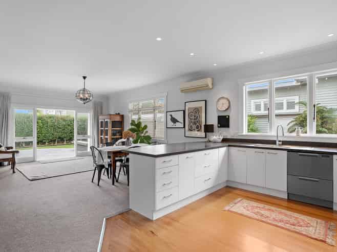 15 Harlston Road, Mount Albert