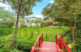 8 Willoughby Street, Woburn