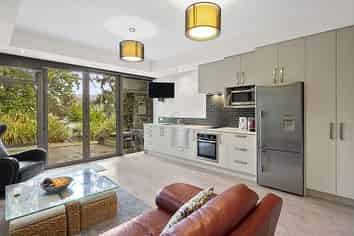 Unit 48/61A  North Road , North East Valley