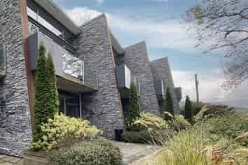 Unit 48/61A  North Road , North East Valley