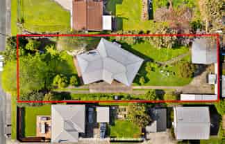 18 Hill Crescent, Papakura