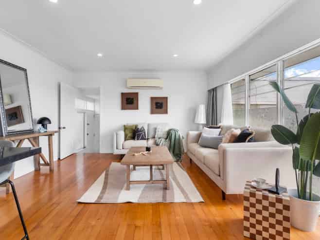1/17 Norman Road, Takapuna