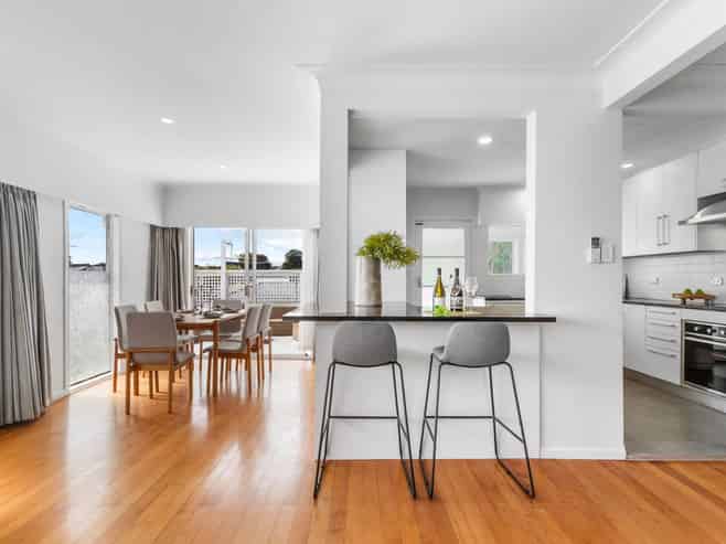 1/17 Norman Road, Takapuna