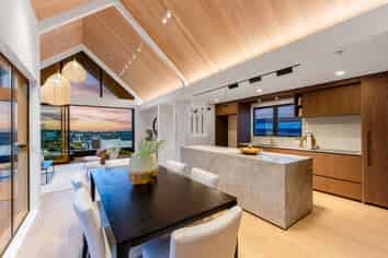 53 Kumukumu Road, Long Bay