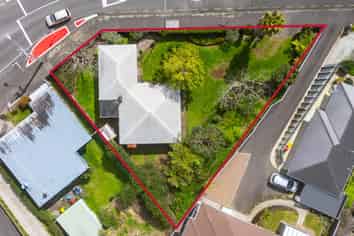 159 Tukapa Street, Westown