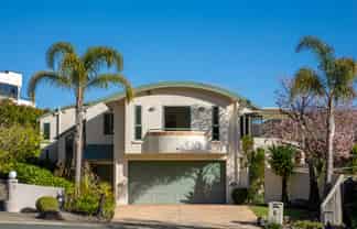 6 Cresswell Place, Richmond