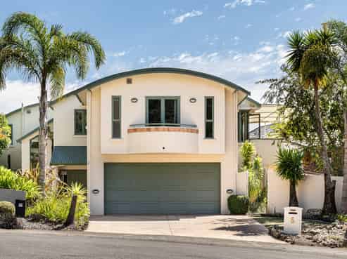 6 Cresswell Place, Richmond