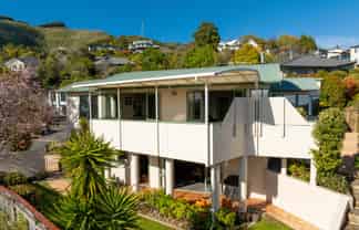6 Cresswell Place, Richmond
