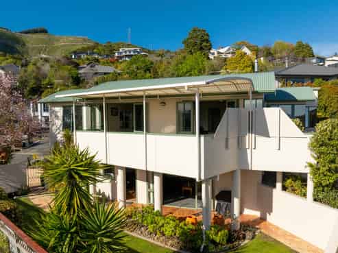 6 Cresswell Place, Richmond