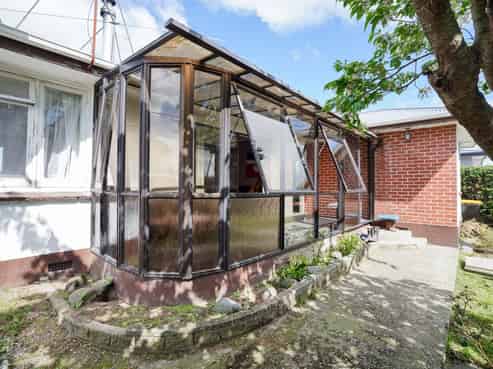 33 Stirrat Street, Kingswell