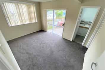 12 Linden Street, Mount Roskill