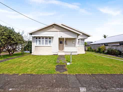 14 Donald Street, Regent